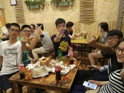 伊吾烧烤加盟,学烧烤技术,开烧烤店多少钱疯狂烤翅加盟